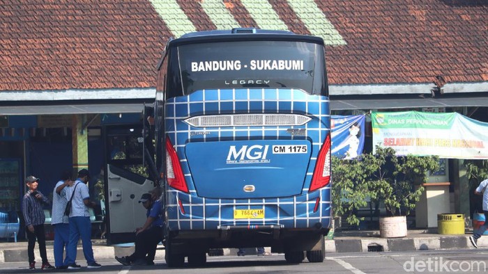 Terminal leuwipanjang masih sepi
