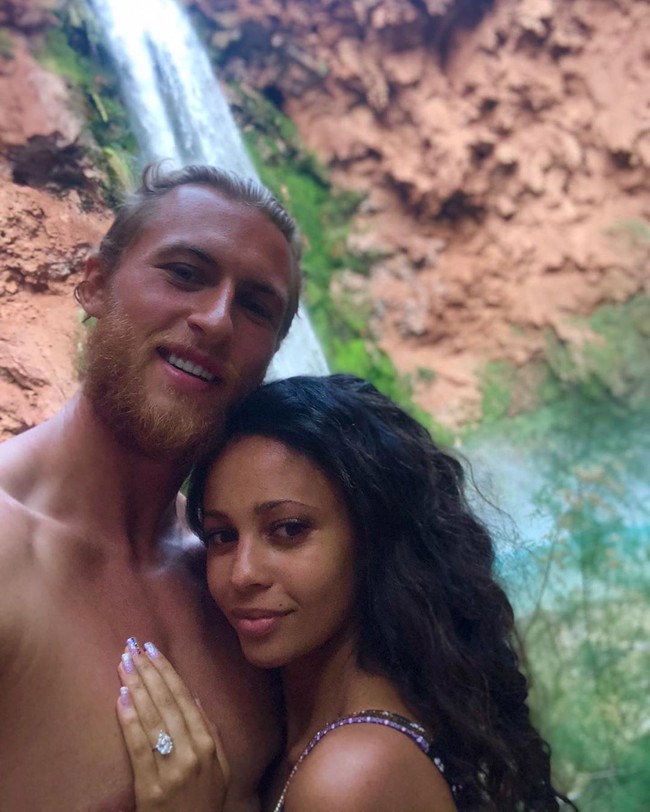 Wanita 28 tahun ini baru saja menikah dengan pemain basket Michael Kopech di awal 2020. Foto: Instagram @vanessamorgan