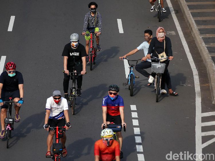 Bersepeda Jadi Favorit Warga di Masa New Normal