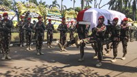 Mantan KSAD Jenderal TNI (Purn) Pramono Edhie Wibowo, adik ipar dari Presiden ke-6 Susilo Bambang Yudhoyono, meninggal dunia pada Sabtu (13/6/2020) sekitar pukul 19.43 WIB.