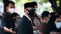 AHY saat menghadiri pemakaman pamannya Pramono Edhie Wibowo.