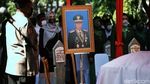 Pramono Edhie Wibowo Dimakamkan Secara Militer