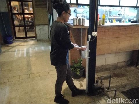 Restoran di Semarang Pasang Sekat dan Kurangi Menu