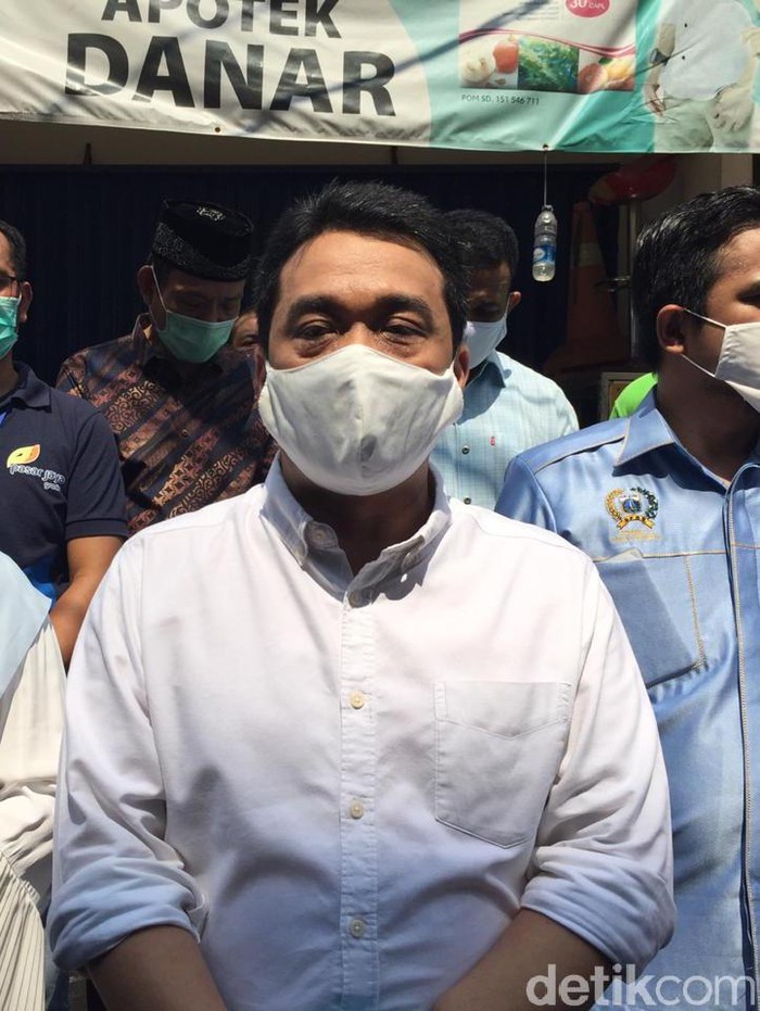 Wagub DKI A Riza Patria (Tiara Aliya Azzahra/detikcom)
