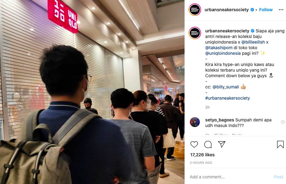 Mal Jakarta  Buka Pembeli Langsung Antre Koleksi Uniqlo  x 