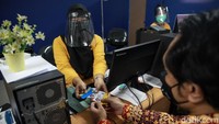 Gerai ini kembali melayani pengurusan SIM.