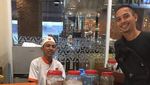 Intip Keseruan Fauzi Baadilla saat Santap Durian
