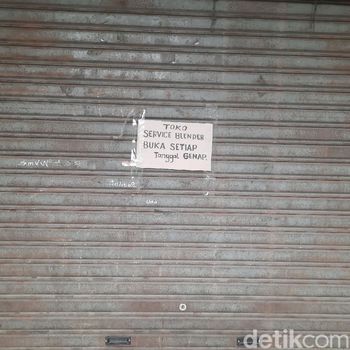 Ganjil genap di Pasar Perumnas Klender