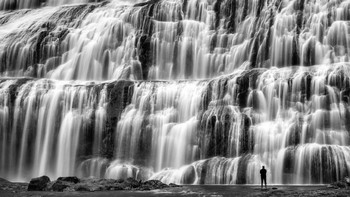 Juara satu kategori Water dimenangkan oleh François Bogaerts dengan karya berjudul The Downpour. Foto: François Bogaerts/Hamdan bin Mohammed bin Rashid Al Maktoum International Photography Award