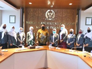 Ketua MPR Dorong Perempuan Berorganisasi untuk Jadi Pimpinan Bangsa