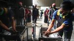 Potret Pasar Tanah Abang Terapkan Ganjil-Genap