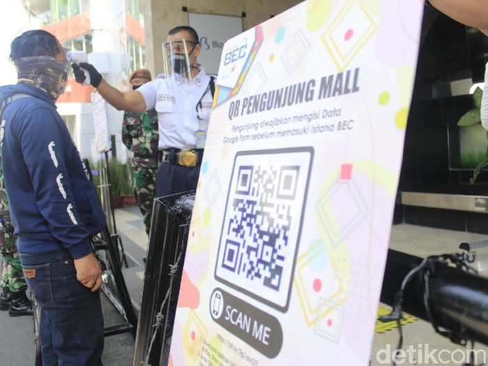 Pengunjung-karyawan BEC Bandung wajib pindai kode QR sebelum masuk
