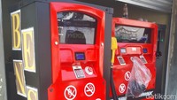 Petugas Pertamini digital ini mengaku untuk bisa memiliki mesin digital dirinya menghabiskan kocek Rp 30 juta. Meski tergantung berapa banyak bahan bakar yang ada di dalam nya. Foto: M luthfi Andika/detik.com