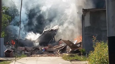 Potret saat Pesawat Tempur Hawk 200 Jatuh dan Terbakar
