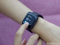 Unboxing Realme Watch, Sang Penantang Apple Watch Harga Terjangkau