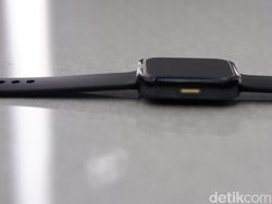 Unboxing Realme Watch, Sang Penantang Apple Watch Harga Terjangkau