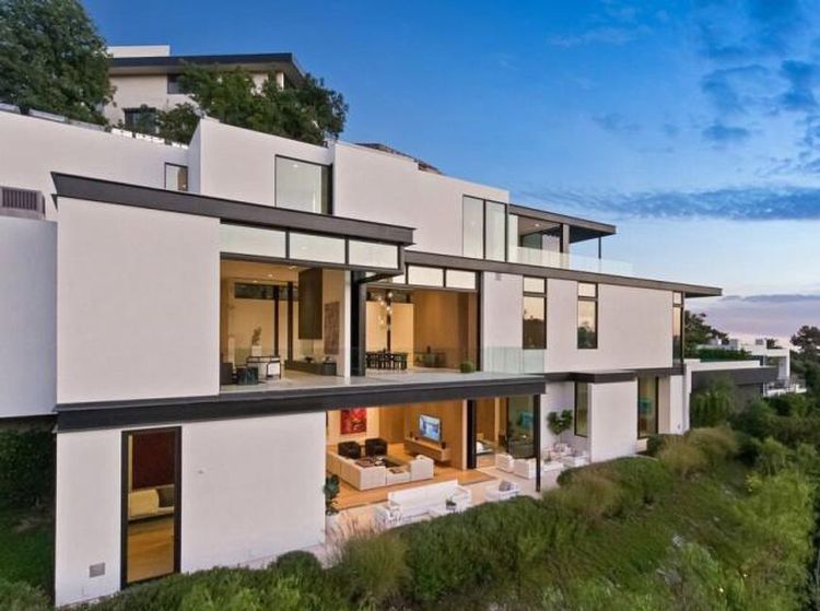 Foto: Ariana Grande Beli Rumah Rp 200 M, Jadi Tetangga Keanu Reeves