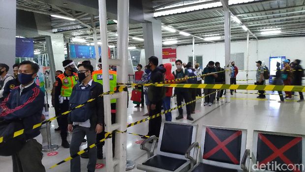 Suasana Stasiun Bogor, 15 Juni 2020, pagi. (Sachril AB/detikcom)