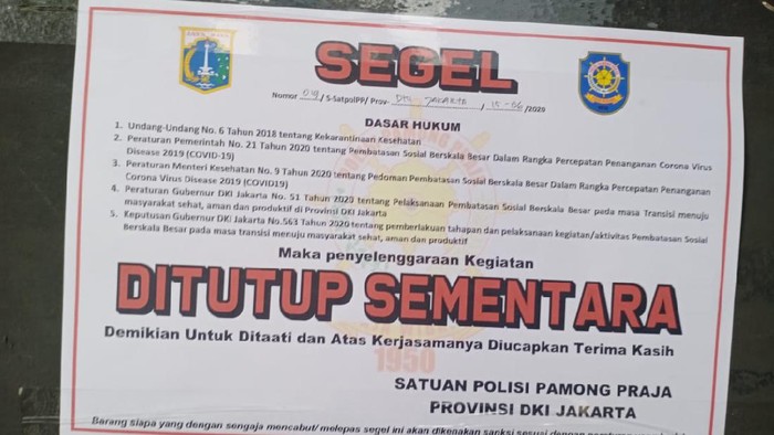 Segel penutupan tempat wisata nakal.