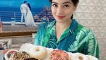 Titi Kamal Makin Jago Masak Saat di Rumah Saja, Ini Buktinya!