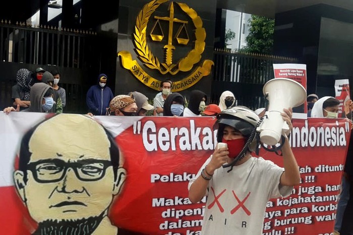 Sehubungan dengan banyaknya protes terhadap putusan hakim terkait kasus Penyiraman Novel Baswedan, Gerakan Aktivis Indonesia (GAI) juga turut menggelar aksi damai di depan Kejaksaan Agung dan KPK menyikapi hal tersebut.