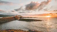 Sunset di Atlantic Ocean Road juga sangat indah. (Getty Images/iStockphoto)