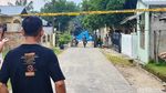 Bangkai Pesawat Hawk 200 Ditutup Terpal dan Dijaga TNI