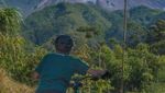 Deretan Foto Keelokan Bukit Klangon