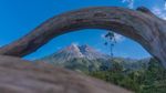 Deretan Foto Keelokan Bukit Klangon