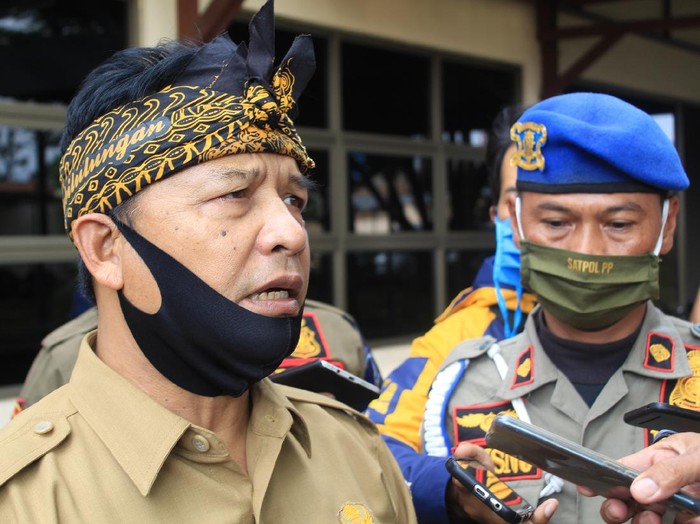 Bupati Bandung Dadang M. Naser