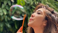 Gisel pun meminta doa agar bisa melewati semuanya. Foto: instagram