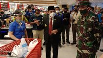 Datangi Supermarket di Medan, Gubsu Edy Minta Pengunjung Jaga Jarak