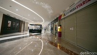 Dalam pembukaan nanti, tenant yang dibuka adalah supermarket, fashion, food and beverage, dan elektronik. Sementara itu, untuk hiburan seperti tempat bermain anak, bioskop, salon, dan gym belum akan dibuka dalam waktu dekat.