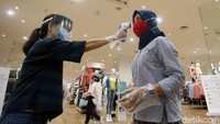 Selain penyediaan fasilitas sesuai protokol kesehatan, Trans Studio Mall Cibubur juga akan membatasi kapasitas pengunjung mal menjadi 35 persen atau sekitar 30.000 pengunjung per harinya.