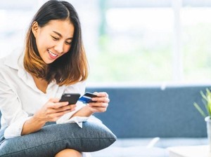 Layanan Digital Lagi Hits, Begini Cara Aman Pakai Mobile Banking