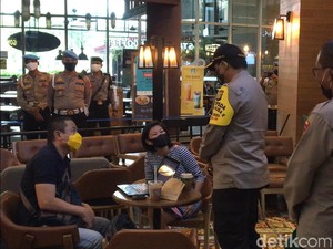 Video Kapolda Metro Jaya Cek Protokol Kesehatan Mal Gandaria City
