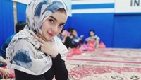 Nabilla dikenal sebagai mantan kekasih Atta Halilintar dan kala itu ia tampil berhijab. Dok. Instagram/bae_biiiiiii