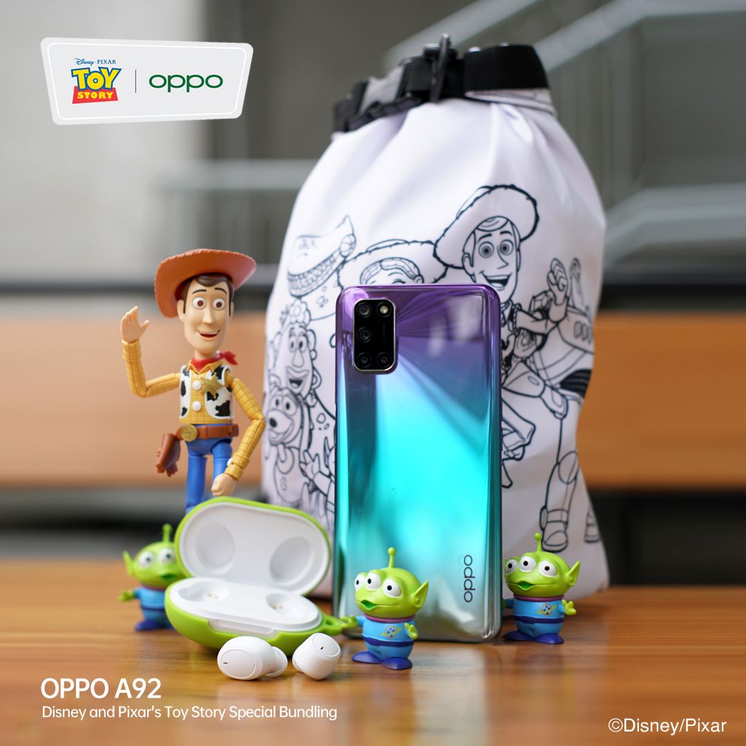 OPPO A92 Bundling Enco W11 Toy Story
