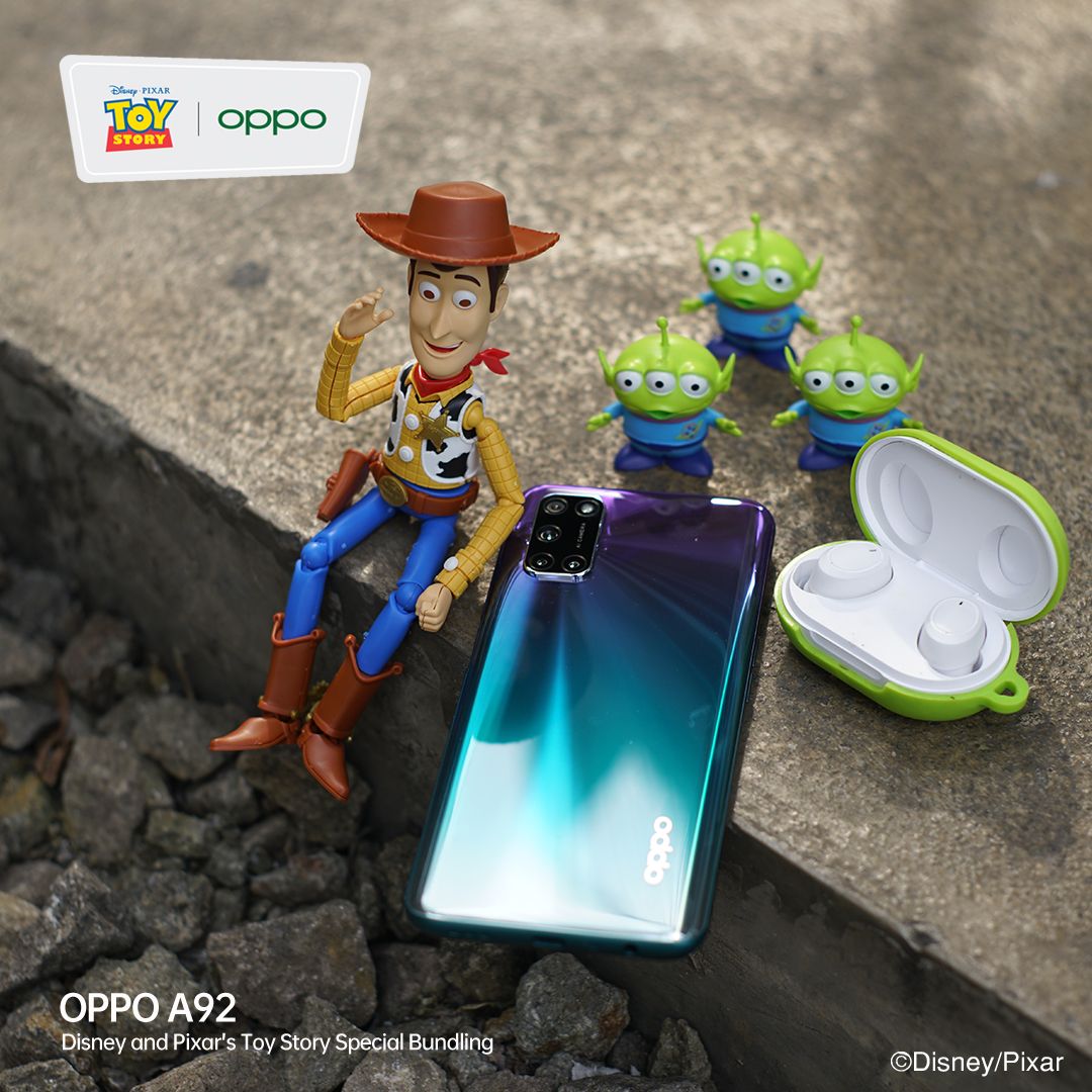 OPPO A92 Bundling Enco W11 Toy Story
