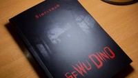 Simpleman, penulis KKN Desa Penari juga menceritakan misteri santet Sewu Dino yang bakal membuatmu bergidik ngeri. Foto: Bukune/ Istimewa