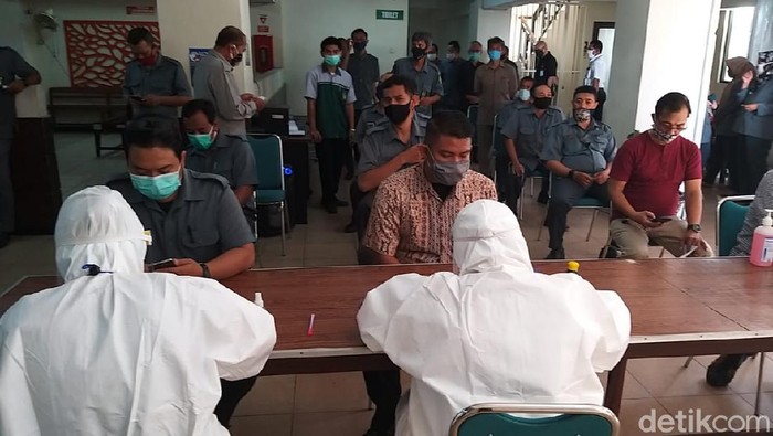 PN Surabaya Rapid Test Massal