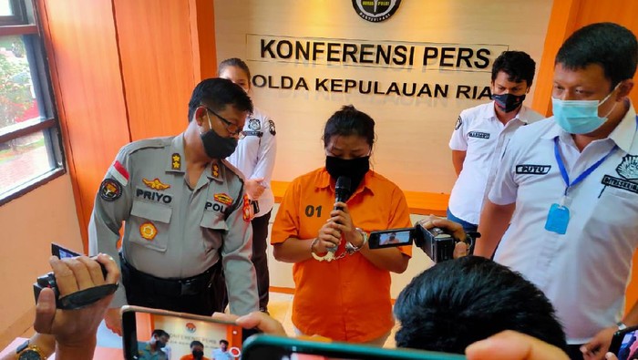 Posting Video Pemuda Aceh Sebut Jokowi PKI, IRT di Kepri Ditangkap