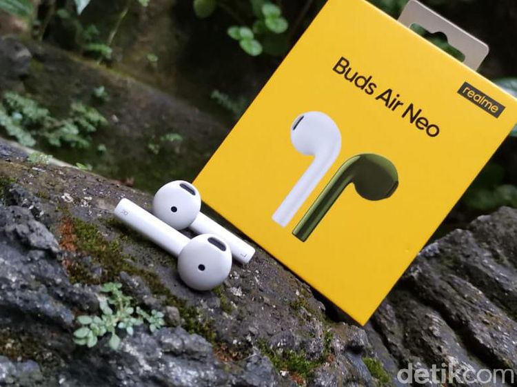 Unboxing Realme Buds AIr Neo, Manjakan Telinga Harga Terjangkau
