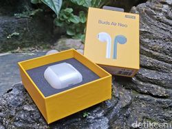 Unboxing Realme Buds AIr Neo, Manjakan Telinga Harga Terjangkau