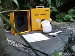 Unboxing Realme Buds AIr Neo, Manjakan Telinga Harga Terjangkau