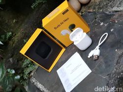 Unboxing Realme Buds AIr Neo, Manjakan Telinga Harga Terjangkau