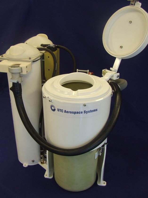 Akhir tahun ini, jika semuanya berjalan dengan baik, sistem toilet terbaru dan lebih baik dari sebelumnya meluncur ke ISS. Toilet yang dinamakan Universal Waste Management System (UWMS) itu akan dikirim oleh NASA.