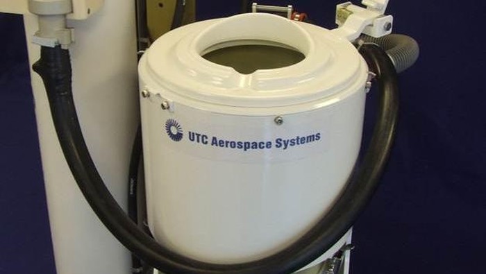 Akhir tahun ini, jika semuanya berjalan dengan baik, sistem toilet terbaru dan lebih baik dari sebelumnya meluncur ke ISS. Toilet yang dinamakan Universal Waste Management System (UWMS) itu akan dikirim oleh NASA.