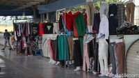 Meski terbilang sepi mereka tetap berharap semuanya akan kembali normal.
