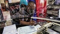 Pelayanan dilakukan dengan menerapkan protokol kesehatan.